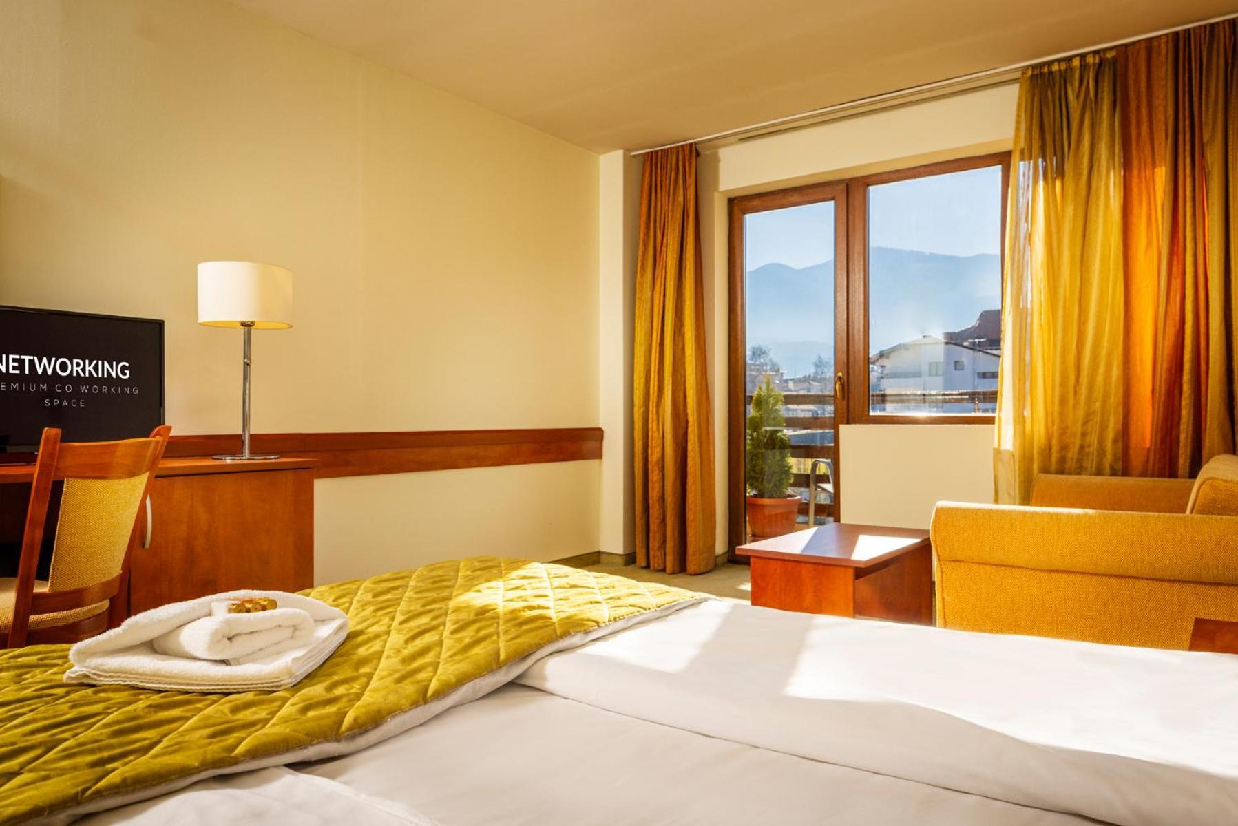 Coliving Bansko, The Social Hotel By Networking Premium Банско Экстерьер фото