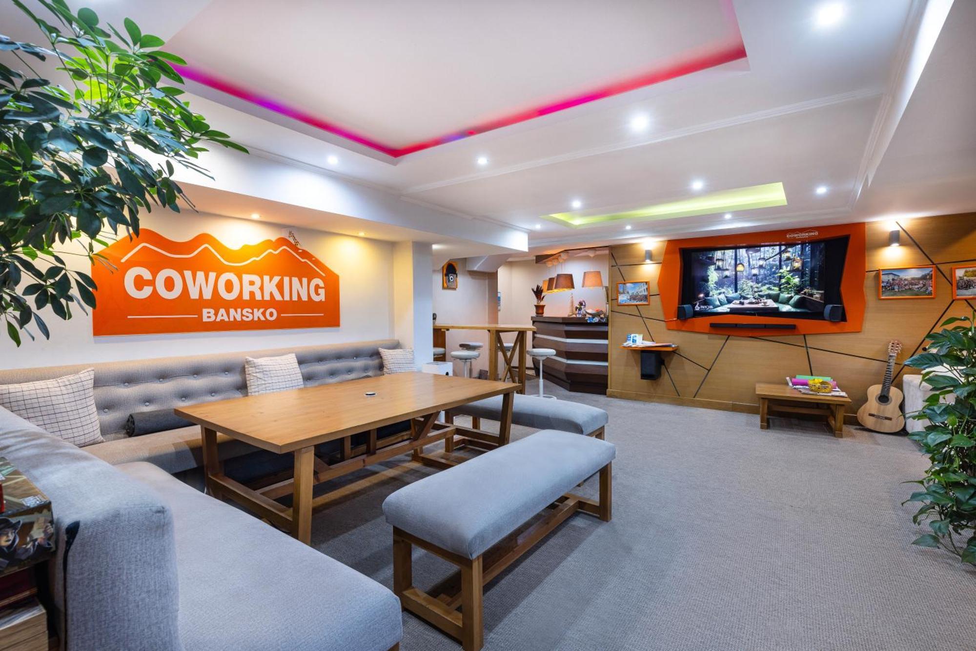 Coliving Bansko, The Social Hotel By Networking Premium Банско Экстерьер фото